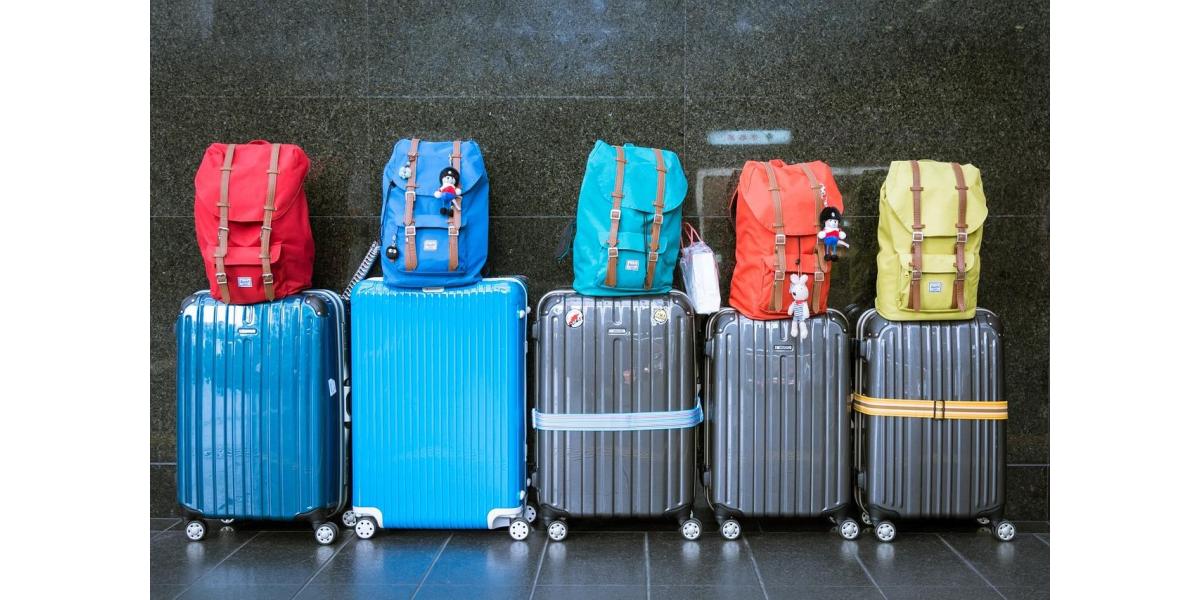 Podróżuj jak na skrzydłach – mocne walizki kabinowe i duże walizki na wyjazd